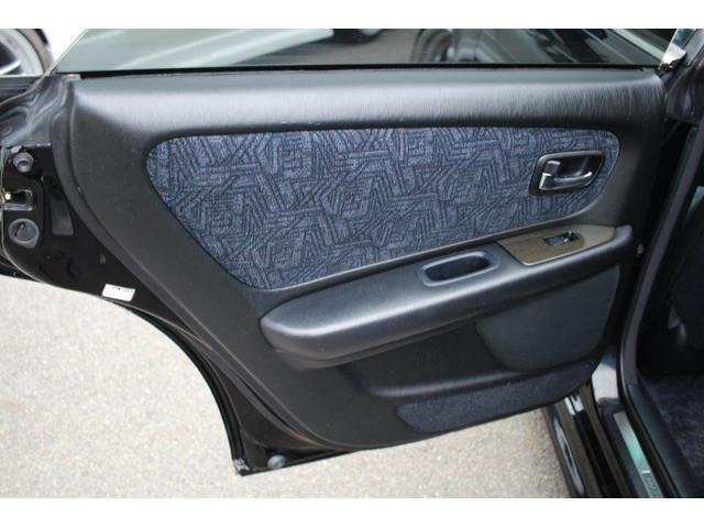 マークII ツアラーＶ　後期型／５速改ＪＺＸ１１０ＭＴ公認／キーレス／ナルディステア・エアロパーツ／ＫＴＳ車高調／ＨＫＳエアクリ／ＨＰＩアルミラジエター＆前置インタークーラー／柿本車マフラー・社外１８インチアルミホイル（34枚目）