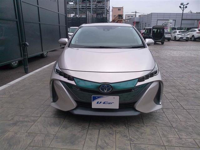 プリウスＰＨＶ Ｓセーフティプラス　横滑り防止　地デジ　イモビ　ＥＴＣ車載器　１オーナー　クルコン　ＡＡＣ　バックカメ　ドライブレコーダー　ＬＥＤライト　スマキー　キーフリー　記録簿　アルミホイール　エアバッグ　ナビ＆ＴＶ　ＡＢＳ（3枚目）
