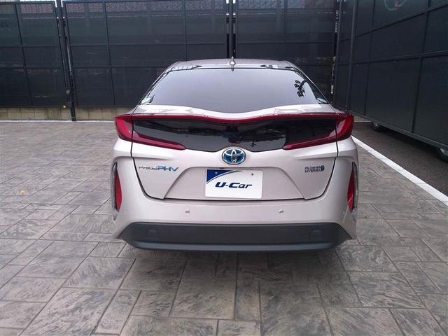 プリウスＰＨＶ Ｓセーフティプラス　横滑り防止　地デジ　イモビ　ＥＴＣ車載器　１オーナー　クルコン　ＡＡＣ　バックカメ　ドライブレコーダー　ＬＥＤライト　スマキー　キーフリー　記録簿　アルミホイール　エアバッグ　ナビ＆ＴＶ　ＡＢＳ（9枚目）