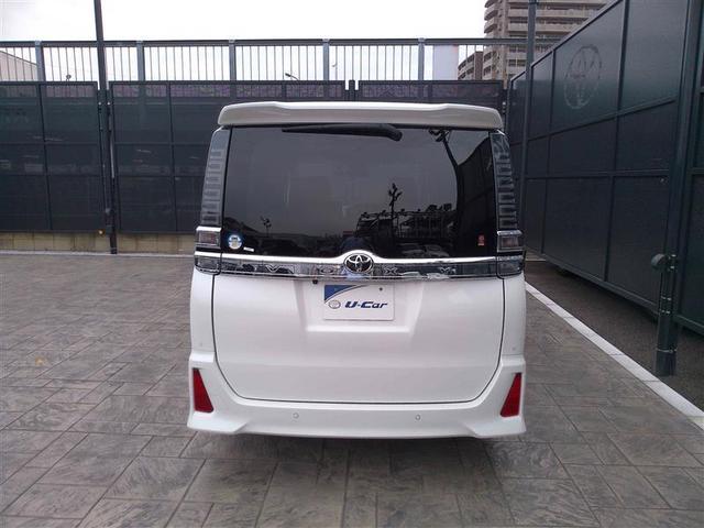 ヴォクシー ＺＳ　煌ＩＩ　アイドリングストップ車　運転席エアバック　Ｂモニ　記録簿付　フルセグ地デジＴＶ　両側自動ドア　ＰＳ　Ｓキー　オートクルーズ　メモリナビ　ＬＥＤヘット　Ｗエアコン　キーフリーシステム　ワンオーナ　ＰＷ（9枚目）