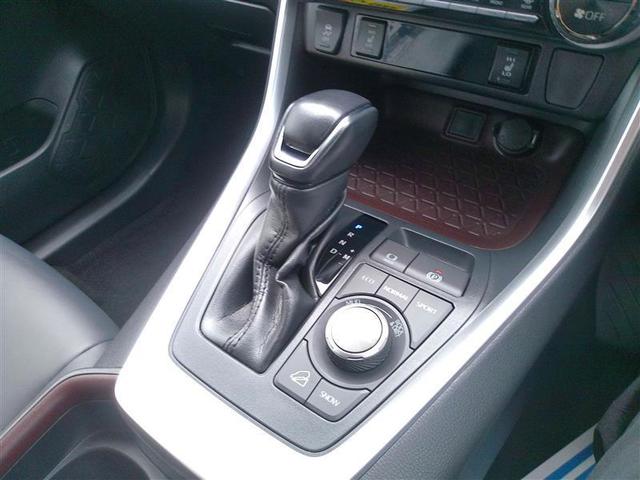 ＲＡＶ４ Ｇ　Ｚパッケージ　横滑り防止　整備記録簿　ブレーキサポート　ＬＥＤヘッド　盗難防止装置　スマキー　オートエアコン　助手席エアバッグ　キーレスエントリー　クルコン　ＥＴＣ付　地デジ　メモリ－ナビ　エアバッグ　１オーナー（24枚目）
