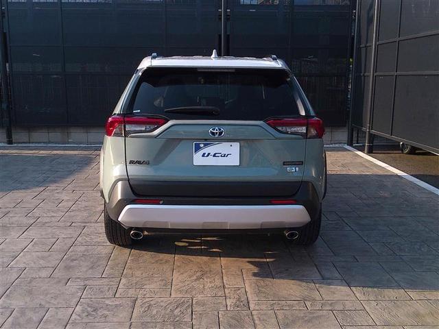 ＲＡＶ４ ハイブリッドアドベンチャー　ＬＥＤヘッドライト　エアバッグ　ＡＢＳ　衝突軽減システム　クルーズコントロール　アルミホイール　横滑り防止　キーレス　盗難防止装置　ミュージックプレイヤー接続可　メモリーナビ　スマートキー　４ＷＤ（9枚目）
