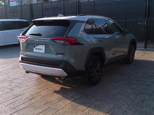 ＲＡＶ４ ハイブリッドアドベンチャー　ＬＥＤヘッドライト　エアバッグ　ＡＢＳ　衝突軽減システム　クルーズコントロール　アルミホイール　横滑り防止　キーレス　盗難防止装置　ミュージックプレイヤー接続可　メモリーナビ　スマートキー　４ＷＤ（10枚目）