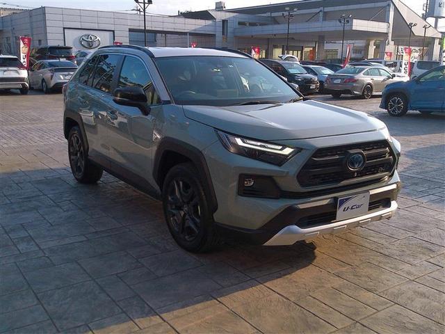 ＲＡＶ４ ハイブリッドアドベンチャー　ＬＥＤヘッドライト　エアバッグ　ＡＢＳ　衝突軽減システム　クルーズコントロール　アルミホイール　横滑り防止　キーレス　盗難防止装置　ミュージックプレイヤー接続可　メモリーナビ　スマートキー　４ＷＤ（11枚目）