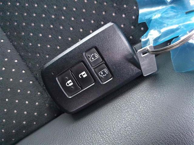 ヴォクシー ZS 煌III プリクラッシュ スマートキ アイスト DVD再生機能 記録簿付き 横滑り防止装置 ナビTV アルミ 三列シート WAC 盗難防止 オートエアコン キーレス ETC装備 パワステ メモリナビ クルコン(32枚目)