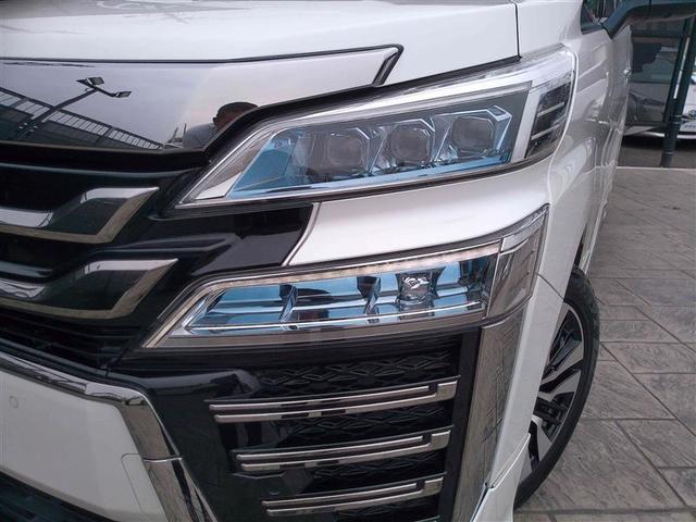 ヴェルファイア ２．５Ｚ　Ｇエディション　両側パワードア　１００Ｖ電源　ＬＥＤライト　地上デジタル　４ＷＤ車　スマ－トキ－　エアロ　横滑り防止機能　エアバッグ　アルミホイール　ナビＴＶ　パワーシート　キーレス　ＡＢＳ　リアオートエアコン（10枚目）