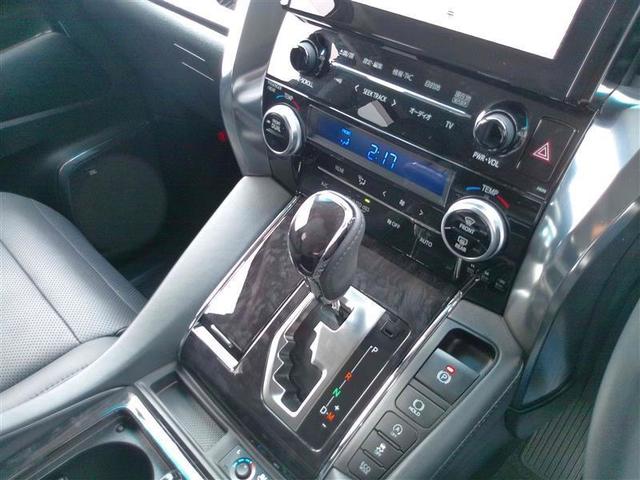 ヴェルファイア ２．５Ｚ　Ｇエディション　両側パワードア　１００Ｖ電源　ＬＥＤライト　地上デジタル　４ＷＤ車　スマ－トキ－　エアロ　横滑り防止機能　エアバッグ　アルミホイール　ナビＴＶ　パワーシート　キーレス　ＡＢＳ　リアオートエアコン（26枚目）