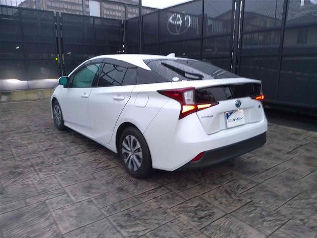 プリウス Ａ　衝突軽減ブレーキシステム　Ｂモニタ　記録簿有　ＬＥＤヘッド　クルーズコントロール　セキュリティー　スマートキー　パワーステアリング　ドライブレコーダー　ＥＴＣ　１オーナー　アルミホイル　オートエアコン（10枚目）