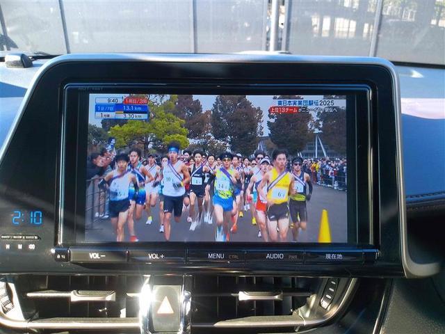 C-HR G ハーフ革 TSS エアロ DVD再生可 定期点検記録簿 LEDヘッド バックモニタ イモビライザー ナビ&TV ETC付 キーフリーシステム スマキー 横滑り防止機能 クルーズC ドライブレコ-ダ-(25枚目)