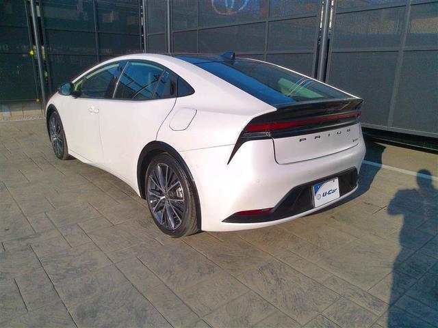 プリウス Ｚ　元社用車　リアカメラ　パノラマサンルーフ　プリクラッシュ　　メモリナビ　ＡＣ１００Ｖ電源　ＬＥＤランプ　ナビ・ＴＶ　オートクルーズ　アルミホイール　ドライブレコーダ　ＡＣ　運転席エアバッグ　ＥＴＣ付（9枚目）