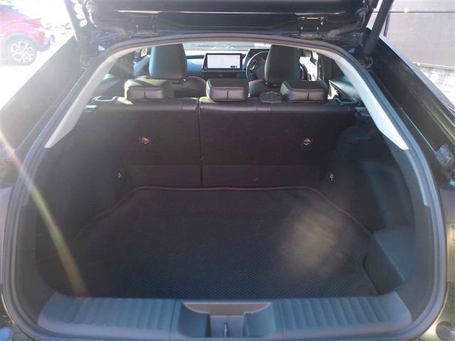 プリウス Ｚ　元社用車　リアカメラ　パノラマサンルーフ　プリクラッシュ　試乗車　ＰＷシート　　メモリナビ　ＬＥＤランプ　ナビ・ＴＶ　オートクルーズ　アルミホイール　ドライブレコーダ　ＡＣ　運転席エアバッグ　ＥＴＣ付（16枚目）