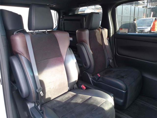 アルファード ３．５ＳＡ　タイプブラック　ＤＶＤ　盗難防止装置　クルーズコントロール　４ＷＤ　オートエアコン　キーレス　スマートキー　バックモニター　ＥＴＣ　メモリーナビ　ＬＥＤヘッドライト　プリクラッシュセーフティ　両側電動スライドドア（16枚目）