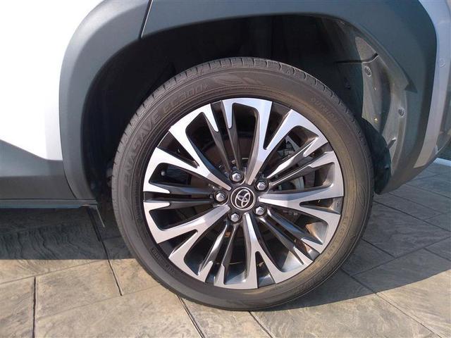 ヤリスクロス ハイブリッドZ クルーズC 横滑防止装置 リアカメラ ワンオーナー車 LEDライト メモリーナビゲーション 点検記録簿 盗難防止装置 ドライブレコーダー AW キーレス スマートキー ABS ナビ 4WD ETC(4枚目)