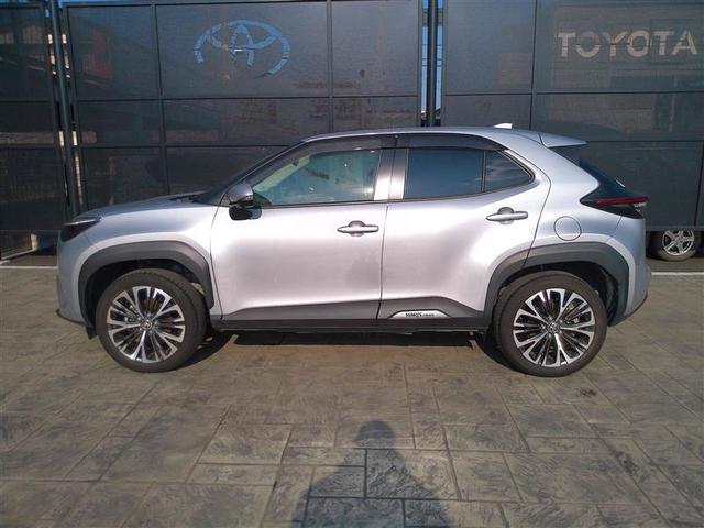 ヤリスクロス ハイブリッドZ クルーズC 横滑防止装置 リアカメラ ワンオーナー車 LEDライト メモリーナビゲーション 点検記録簿 盗難防止装置 ドライブレコーダー AW キーレス スマートキー ABS ナビ 4WD ETC(25枚目)