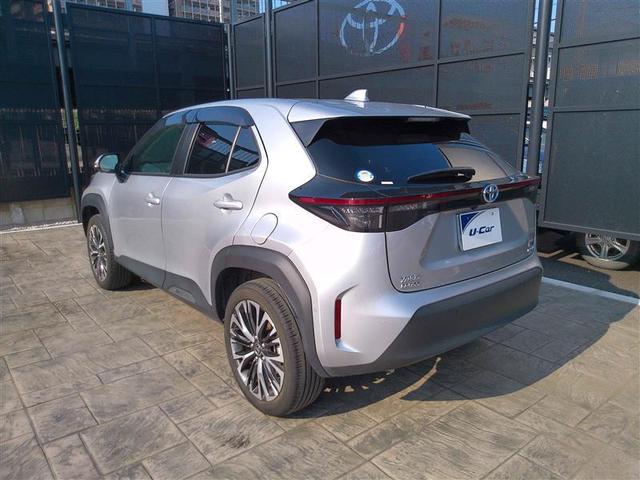 ヤリスクロス ハイブリッドZ クルーズC 横滑防止装置 リアカメラ ワンオーナー車 LEDライト メモリーナビゲーション 点検記録簿 盗難防止装置 ドライブレコーダー AW キーレス スマートキー ABS ナビ 4WD ETC(26枚目)