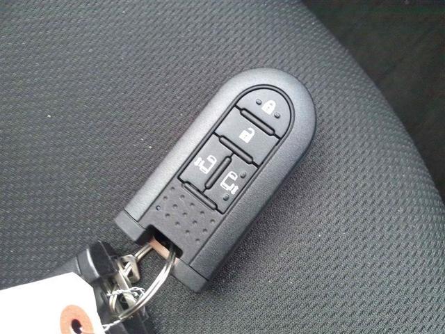 タンク カスタムG-T スマキ- 地上デジタル アルミホイル 踏み間違い防止装置 両側電動ドア LEDヘッドライト クルコン 横滑り防止装置 ETC ウォークスルー キーレス ドライブレコーダー TVナビ オートエアコン(29枚目)