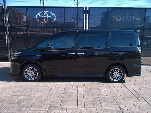 ヴォクシー ハイブリッドZS 煌 Wエアコン AW 衝突被害軽減 バックモニター 地デジ オートエアコン ワンオーナー車 ナビTV イモビライザー キーフリー 横滑り防止 3列シート ドライブレコーダー DVD メモリーナビ ABS(5枚目)