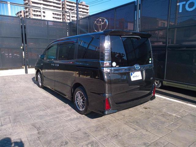 ヴォクシー ハイブリッドZS 煌 Wエアコン AW 衝突被害軽減 バックモニター 地デジ オートエアコン ワンオーナー車 ナビTV イモビライザー キーフリー 横滑り防止 3列シート ドライブレコーダー DVD メモリーナビ ABS(7枚目)