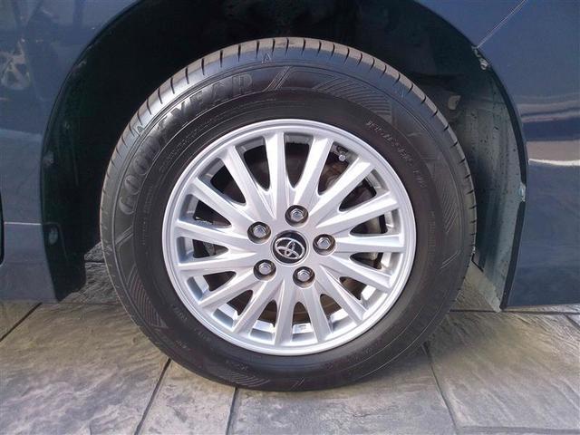 ヴォクシー ハイブリッドV スマートキープッシュスタート 盗難防止アラーム 記録簿有 DVD再生可 Bモニター オートクルーズ Wエアバック ナビTV ESC ETC車載器 リモコンキー PS LEDヘットライト 3列 アルミ(4枚目)