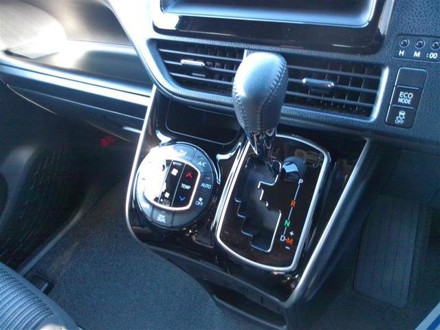 ヴォクシー ZS 煌II スマートキー・プッシュスタート バックガイドモニター セキュリティアラーム 両側パワスラドア 1オーナー ETC車載器 地デジテレビ 記録簿付き VSC LEDライト 助手席エアバック AC パワステ(22枚目)