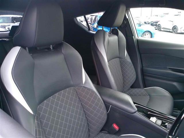 Ｃ－ＨＲ Ｇ　モード　ネロ　リアカメラ　衝突軽減　ＬＥＤヘッドライ　ワンオーナ　ミュージックプレイヤー接続可　クルコン　横滑り防止　パワーウインドウ　オートエアコン　フルセグテレビ　エアロ　エアバック　記録簿　ナビＴＶ　ＥＴＣ（15枚目）