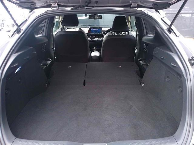 Ｃ－ＨＲ Ｇ　モード　ネロ　リアカメラ　衝突軽減　ＬＥＤヘッドライ　ワンオーナ　ミュージックプレイヤー接続可　クルコン　横滑り防止　パワーウインドウ　オートエアコン　フルセグテレビ　エアロ　エアバック　記録簿　ナビＴＶ　ＥＴＣ（20枚目）