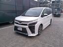 ヴォクシー ＺＳ　煌ＩＩ　アイドリングストップ車　運転席エアバック　Ｂモニ　記録簿付　フルセグ地デジＴＶ　両側自動ドア　ＰＳ　Ｓキー　オートクルーズ　メモリナビ　ＬＥＤヘット　Ｗエアコン　キーフリーシステム　ワンオーナ　ＰＷ（4枚目）