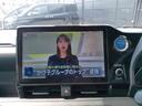 ハイブリッドＳ－Ｚ　パワーウィンドウ　ＤＶＤ再生機能　インテリキー　横滑防止装置　地デジＴＶ　アクティブクルーズコントロール　１オナ　フルオートエアコン　リアカメラ　エアバッグ　ＡＢＳ　１００Ｖ充電　ナビＴＶ　ＷＡＣ（21枚目）
