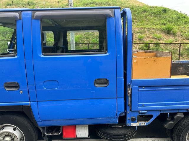 タイタントラック Ｗキャブワイドロー　希少Ｗキャブ・アドブルーレス車・５速ＭＴ・ワンオーナー・当社法人様買取車・左側電動ミラー・ＡＣ効きＯＫ・エコアイドルストップ・キーレス・早納車可能・現車確認＆試乗大歓迎（16枚目）