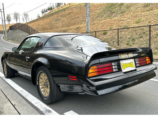 ポンテアックファイヤーバード ベースグレード　正規ディーラー車・事故無し・イーグルマスク・純正１５インチＡＷ・外装同色オールペン済み・ブラック内装・社外マフラー・触媒保管有り・社外オーディオ・ＥＴＣ・各機関程度良（36枚目）