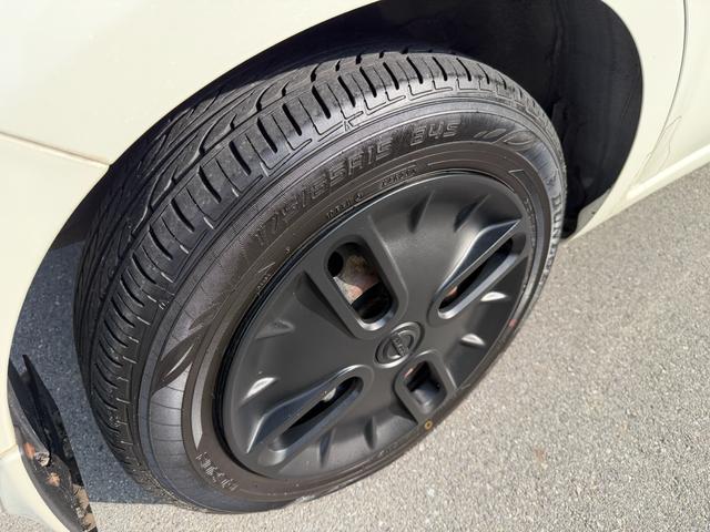 キューブ 15X Vセレクション エンブレム&ホイールキャップマットブラックペイント済・ヘッドライトコーティング済・禁煙車・タイヤ2023年式8部溝・純正HDDナビ・TV再生可・スマキー・Pスタート・リモコンスターター付・ETC(29枚目)