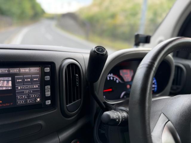 キューブ 15X Vセレクション エンブレム&ホイールキャップマットブラックペイント済・ヘッドライトコーティング済・禁煙車・タイヤ2023年式8部溝・純正HDDナビ・TV再生可・スマキー・Pスタート・リモコンスターター付・ETC(41枚目)