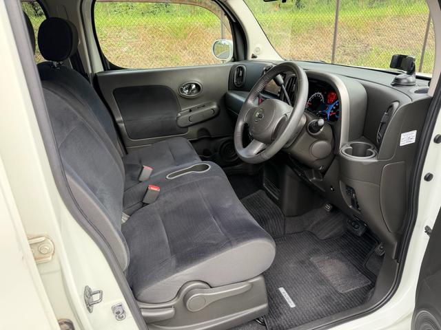 キューブ 15X Vセレクション エンブレム&ホイールキャップマットブラックペイント済・ヘッドライトコーティング済・禁煙車・タイヤ2023年式8部溝・純正HDDナビ・TV再生可・スマキー・Pスタート・リモコンスターター付・ETC(45枚目)