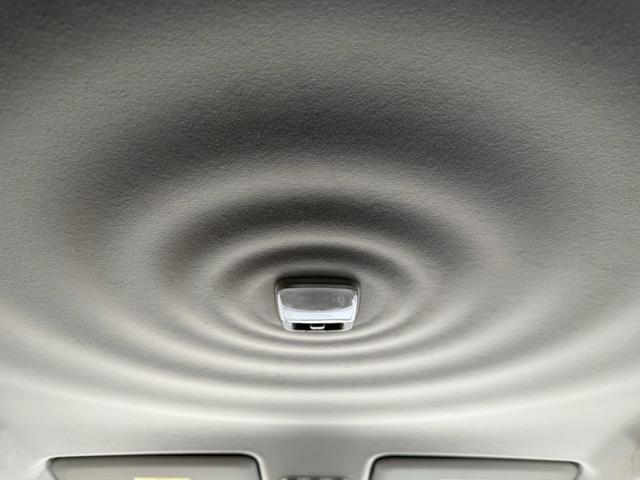 キューブ 15X Vセレクション エンブレム&ホイールキャップマットブラックペイント済・ヘッドライトコーティング済・禁煙車・タイヤ2023年式8部溝・純正HDDナビ・TV再生可・スマキー・Pスタート・リモコンスターター付・ETC(65枚目)