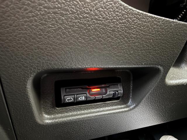 キューブ 15X Vセレクション エンブレム&ホイールキャップマットブラックペイント済・ヘッドライトコーティング済・禁煙車・タイヤ2023年式8部溝・純正HDDナビ・TV再生可・スマキー・Pスタート・リモコンスターター付・ETC(74枚目)