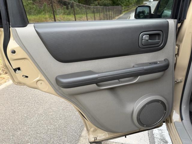 エクストレイル S New paintベージュIIカラー・オリジナルNISSANクラッシックグリル・各部マットブラックペイント・ブラックスチールホイール・ヨコハマジオランダータイヤ・車検2年渡・LEDヘッドライト(55枚目)