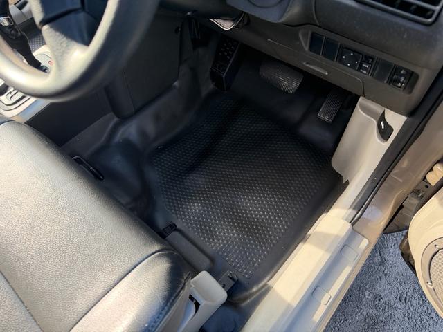 エクストレイル S New paintベージュIIカラー・オリジナルNISSANクラッシックグリル・各部マットブラックペイント・ブラックスチールホイール・ヨコハマジオランダータイヤ・車検2年渡・LEDヘッドライト(64枚目)