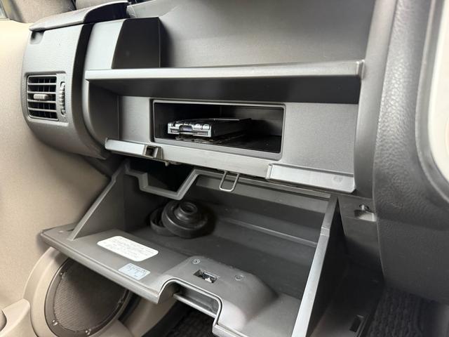 エクストレイル S New paintベージュIIカラー・オリジナルNISSANクラッシックグリル・各部マットブラックペイント・ブラックスチールホイール・ヨコハマジオランダータイヤ・車検2年渡・LEDヘッドライト(72枚目)