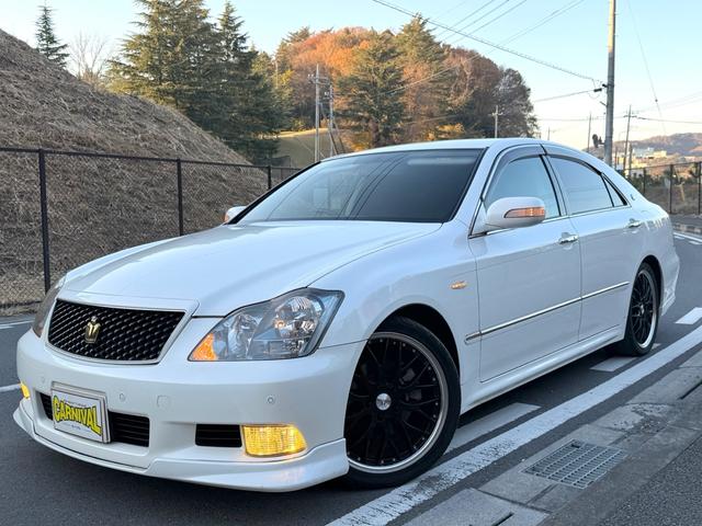クラウン アスリート　６０ｔｈスペシャルエディション　ＴＥＩＮフルタップ車高調・社外１９インチＡＷ・純正エアロ・ＯＰグリル・モケットＰＷシート・フルスマートキー・Ｐスタ・Ｖ６・社外タワーバー・外装＆内装美・各機関良・ＥＴＣ・純正ＨＤＤナビ・バックカメラ（6枚目）