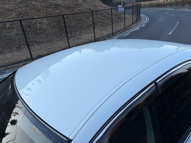 クラウン アスリート　６０ｔｈスペシャルエディション　ＴＥＩＮフルタップ車高調・社外１９インチＡＷ・純正エアロ・ＯＰグリル・モケットＰＷシート・フルスマートキー・Ｐスタ・Ｖ６・社外タワーバー・外装＆内装美・各機関良・ＥＴＣ・純正ＨＤＤナビ・バックカメラ（23枚目）