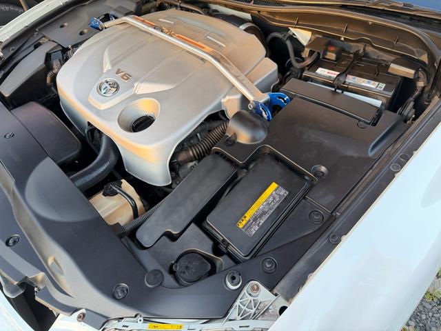 クラウン アスリート　６０ｔｈスペシャルエディション　ＴＥＩＮフルタップ車高調・社外１９インチＡＷ・純正エアロ・ＯＰグリル・モケットＰＷシート・フルスマートキー・Ｐスタ・Ｖ６・社外タワーバー・外装＆内装美・各機関良・ＥＴＣ・純正ＨＤＤナビ・バックカメラ（46枚目）