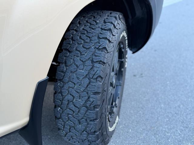 エクストレイル X 4WD・NewpaintベージュMカラー・ハイパールーフレール・カプロンシート・社外16インチAW・BF GoodRichタイヤ・オリジナル日産グリル・ブラックヘッド&テール・車検R9年9月・ETC(10枚目)