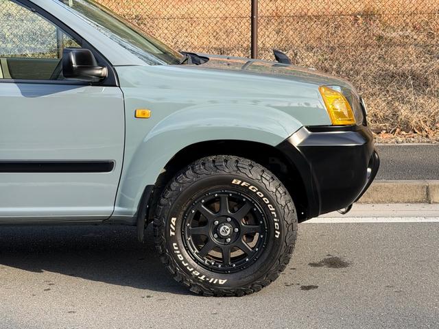 エクストレイル Ｓ　ＮｅｗｐａｉｎｔアーバングレーＩＩ・オリジナル日産グリル付・２インチリフトＵＰ・ヘッドライトブラックアウト・社外１６インチＡＷ・ＢＦ　Ｇｏｏｄｒｉｃｈタイヤ・社外ＳＤナビ・ＢＴ再生可・バックカメラ（26枚目）