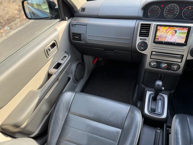 エクストレイル Ｓ　ＮｅｗｐａｉｎｔアーバングレーＩＩ・オリジナル日産グリル付・２インチリフトＵＰ・ヘッドライトブラックアウト・社外１６インチＡＷ・ＢＦ　Ｇｏｏｄｒｉｃｈタイヤ・社外ＳＤナビ・ＢＴ再生可・バックカメラ（63枚目）