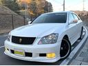 クラウン アスリート　６０ｔｈスペシャルエディション　ＴＥＩＮフルタップ車高調・社外１９インチＡＷ・純正エアロ・ＯＰグリル・モケットＰＷシート・フルスマートキー・Ｐスタ・Ｖ６・社外タワーバー・外装＆内装美・各機関良・ＥＴＣ・純正ＨＤＤナビ・バックカメラ（5枚目）