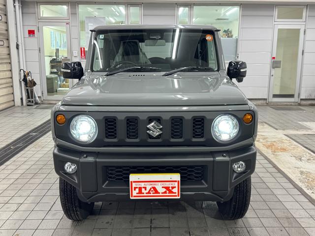 ジムニー ＸＣ　登録届出済未使用車・スズキセーフティサポート・車線逸脱警報・リヤパーキングセンサー・ＬＥＤヘッドライト・シートヒーター・フォグランプ・純正１６ｉｎアルミ・スマートキー（2枚目）