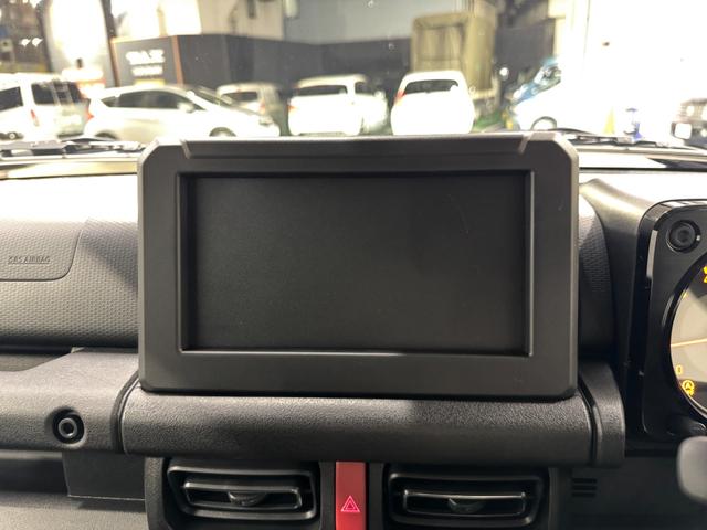 ジムニー ＸＣ　登録届出済未使用車・スズキセーフティサポート・車線逸脱警報・リヤパーキングセンサー・ＬＥＤヘッドライト・シートヒーター・フォグランプ・純正１６ｉｎアルミ・スマートキー（18枚目）