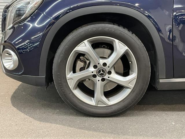 GLA220 4マチック レーダーセーフティパッケージ パノラミックスライディングルーフ シートヒーター 認定中古車(8枚目)