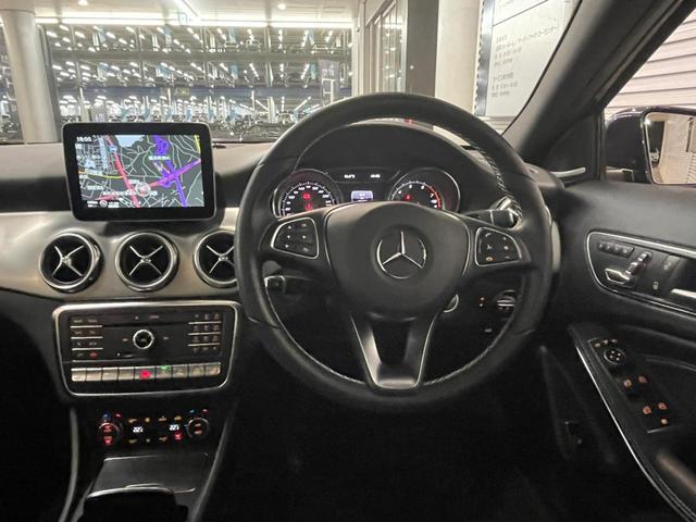 GLA220 4マチック レーダーセーフティパッケージ パノラミックスライディングルーフ シートヒーター 認定中古車(12枚目)