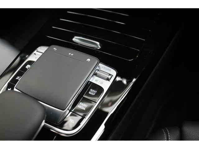 A180セダン レーダーセーフティパッケージ メモリー付きパワーシート アダプティブクルーズコントロール レインセンサー ナビパッケージ キーレス LEDヘッドライト搭載 ABS アイドリングストップ 認定中古車(10枚目)
